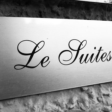 Le Suites - Di Fronte Ospedale Sacro Cuore Negrar Bagian luar foto