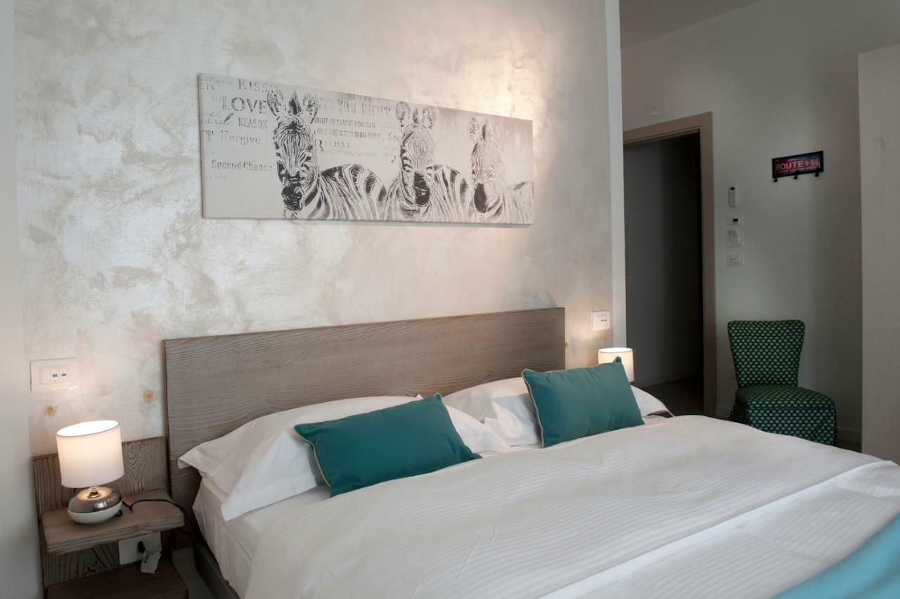 Le Suites - Di Fronte Ospedale Sacro Cuore Negrar Bagian luar foto
